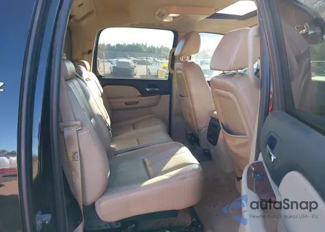 2007 Chevrolet Avalanche 1500 Ltz z USA, uszkodzony, nr VIN 3GNFK12327G140985